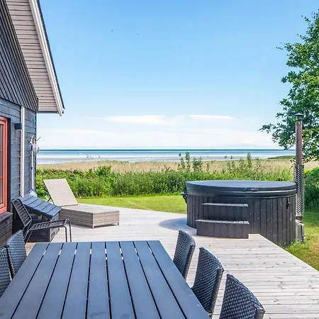 4 Star In Feriehus Hadsund